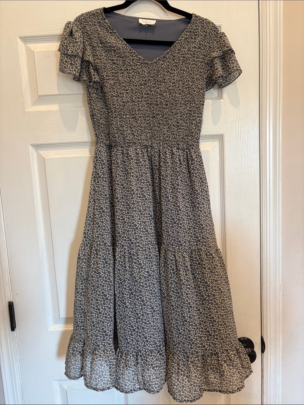 Floral V-Neck Tiered Midi Dress in Gray